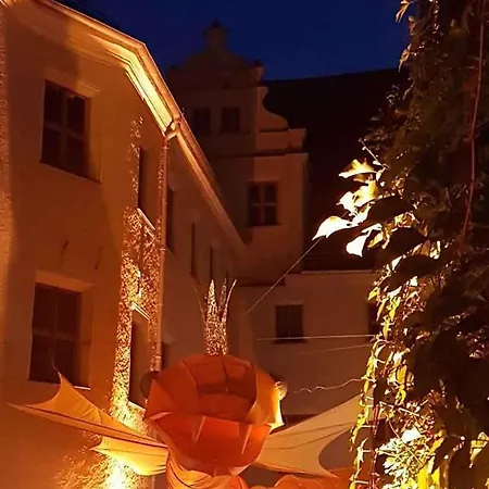In Coswig 3105 *